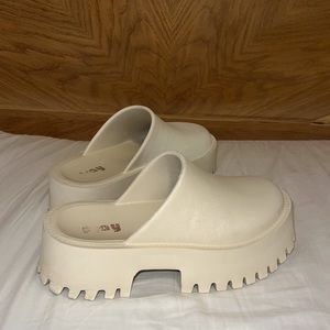 PLAY Platform Clog Ivory